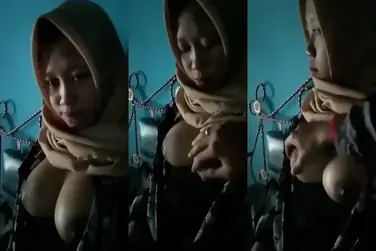 Bokep Indo ABG Jilbab Rela Payudara Diremas Keras